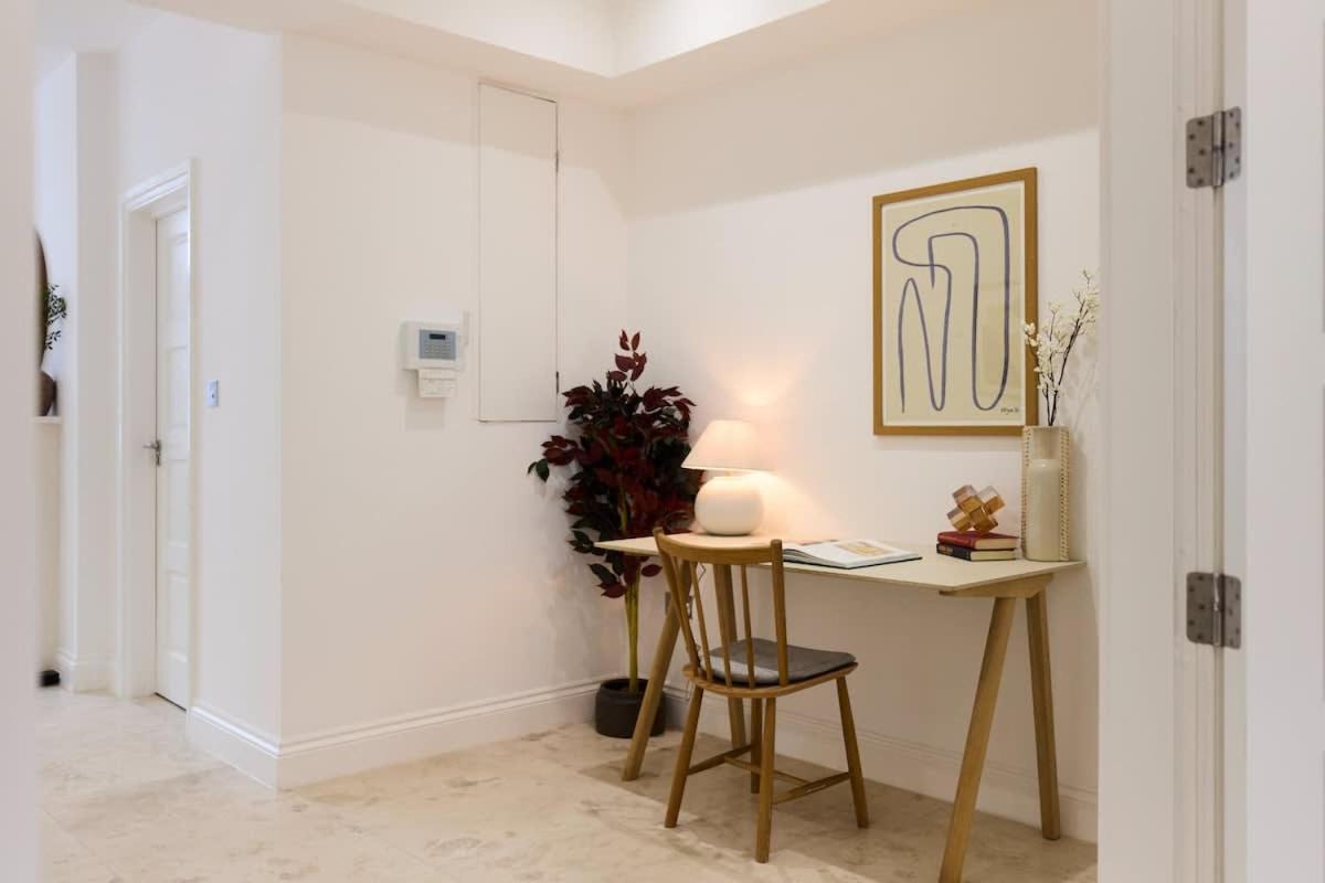 Apartment The Camden Park Place - Lovely 4bdr Flat With Garden London