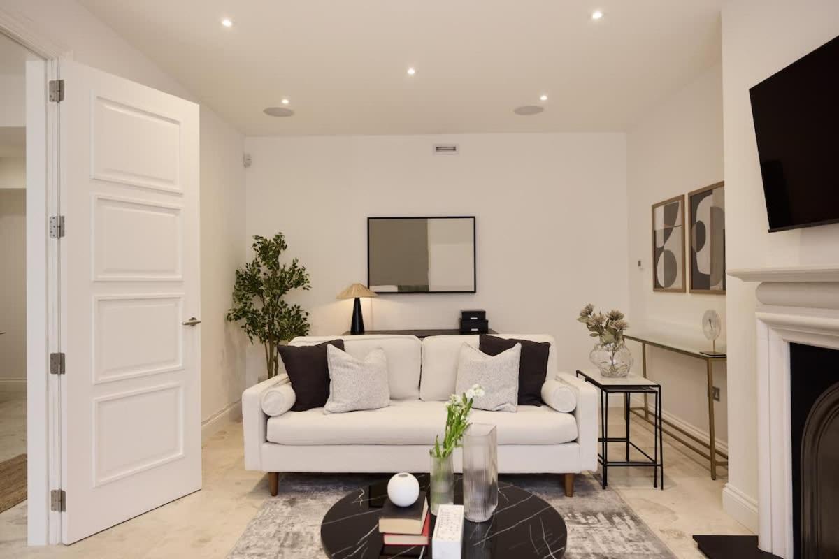 The Camden Park Place - Lovely 4bdr Flat With Garden *